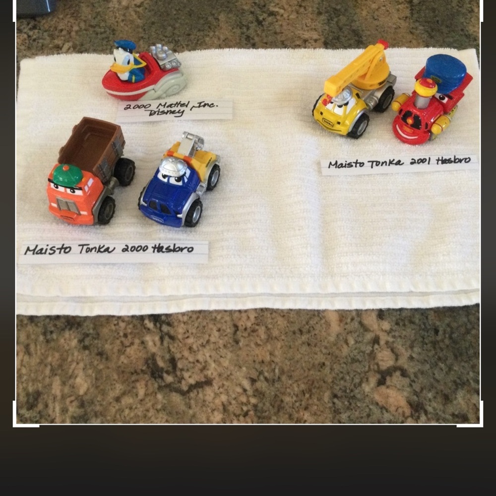 Vintage Maisto Tonka Hasbro Die-cast Set of Six from 2000 & 2001 & Free Disney - Picture 12 of 16